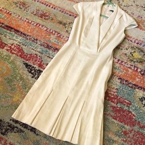 Antonio Melani linen, cream pleated dress size 0